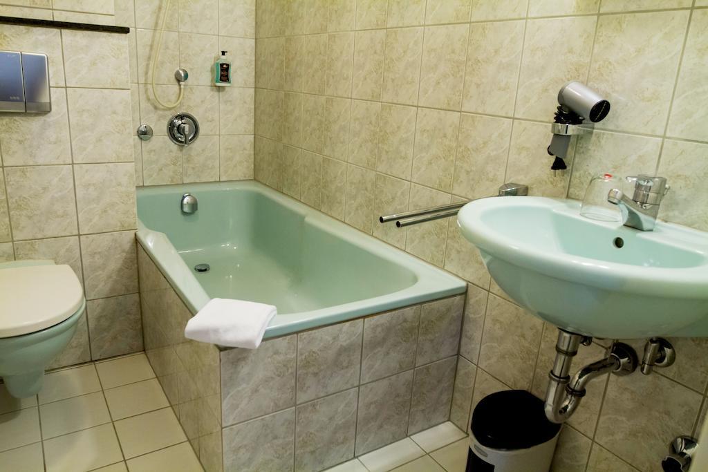 Heidekrug Hotel Oberursel  Habitación foto
