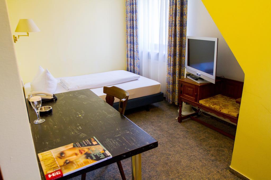 Heidekrug Hotel Oberursel  Habitación foto